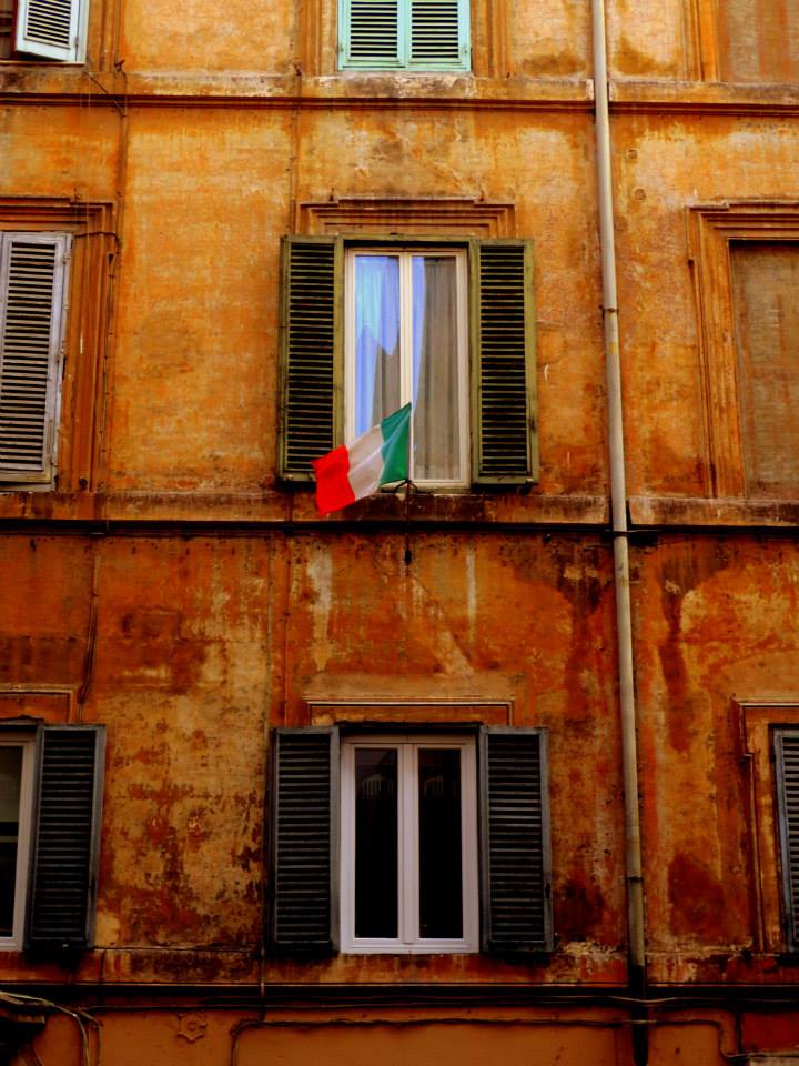 italian flag in rome
