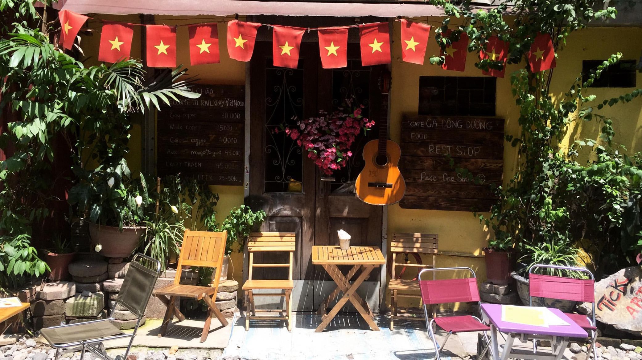 Cute local cafes in the Old Quarter