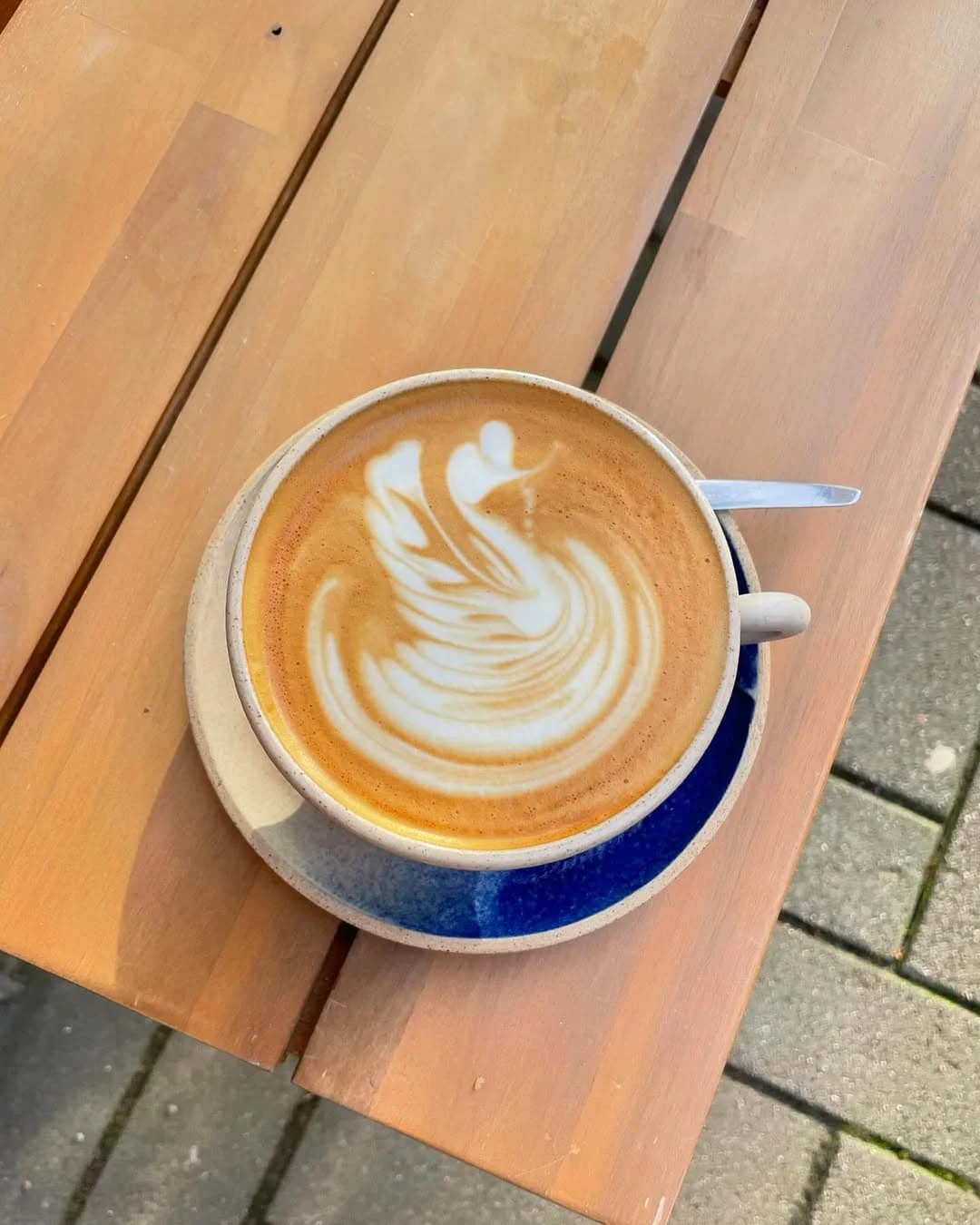 Coffee art - swan