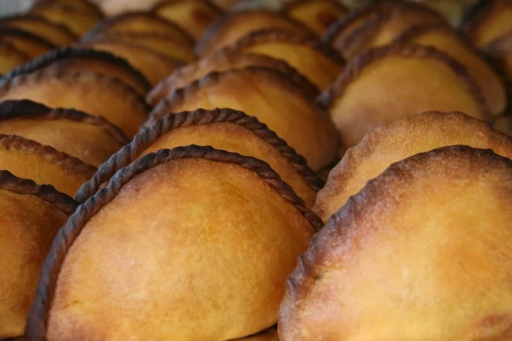 Baked salteñas