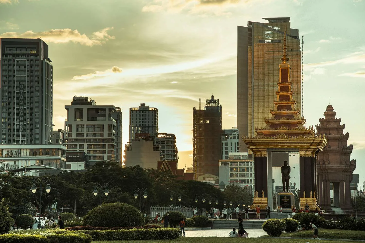 Cambodia city skyline phnom penh