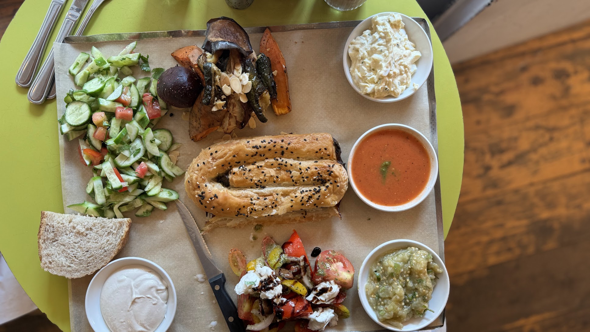 bucke cafe platter tel aviv breakfast
