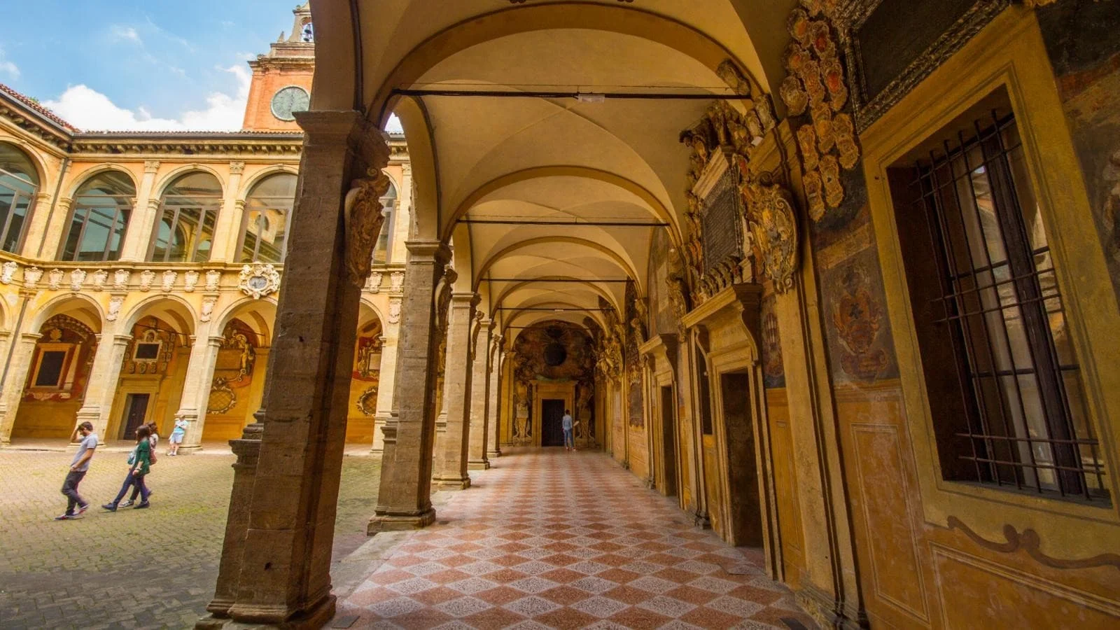 the archiginnasio is a library in bologna italy which was built as part the university of bologna