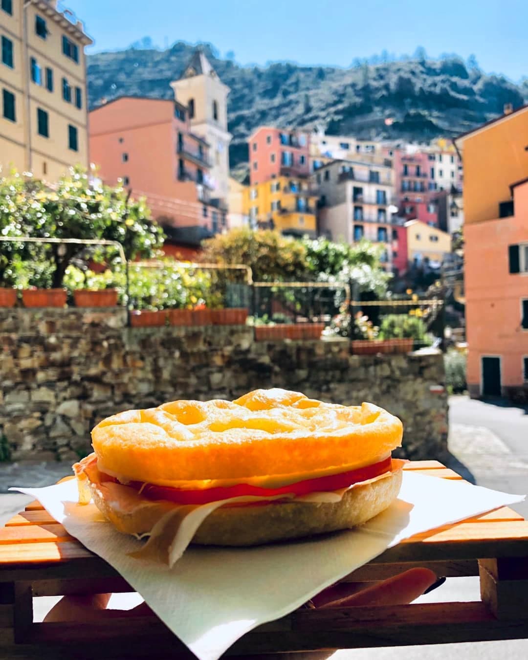 Breakfast at Corbani Caffetteria in Manarola