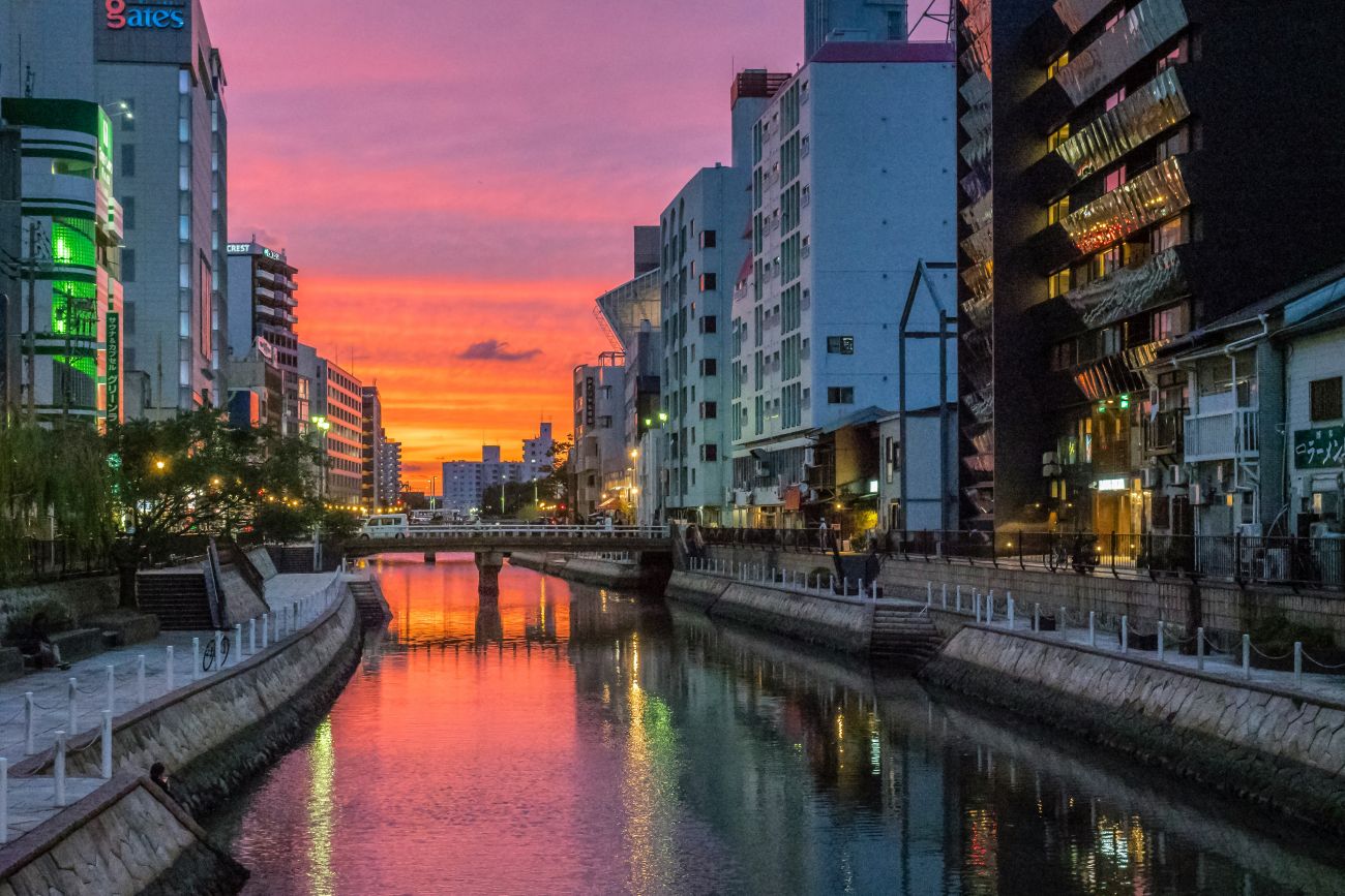 Nagasu river in Fukuoka at sunset