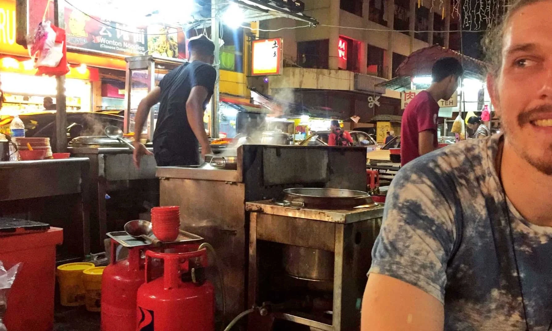 Waiting for our street food in Kuala Lumpur on Petaling Street