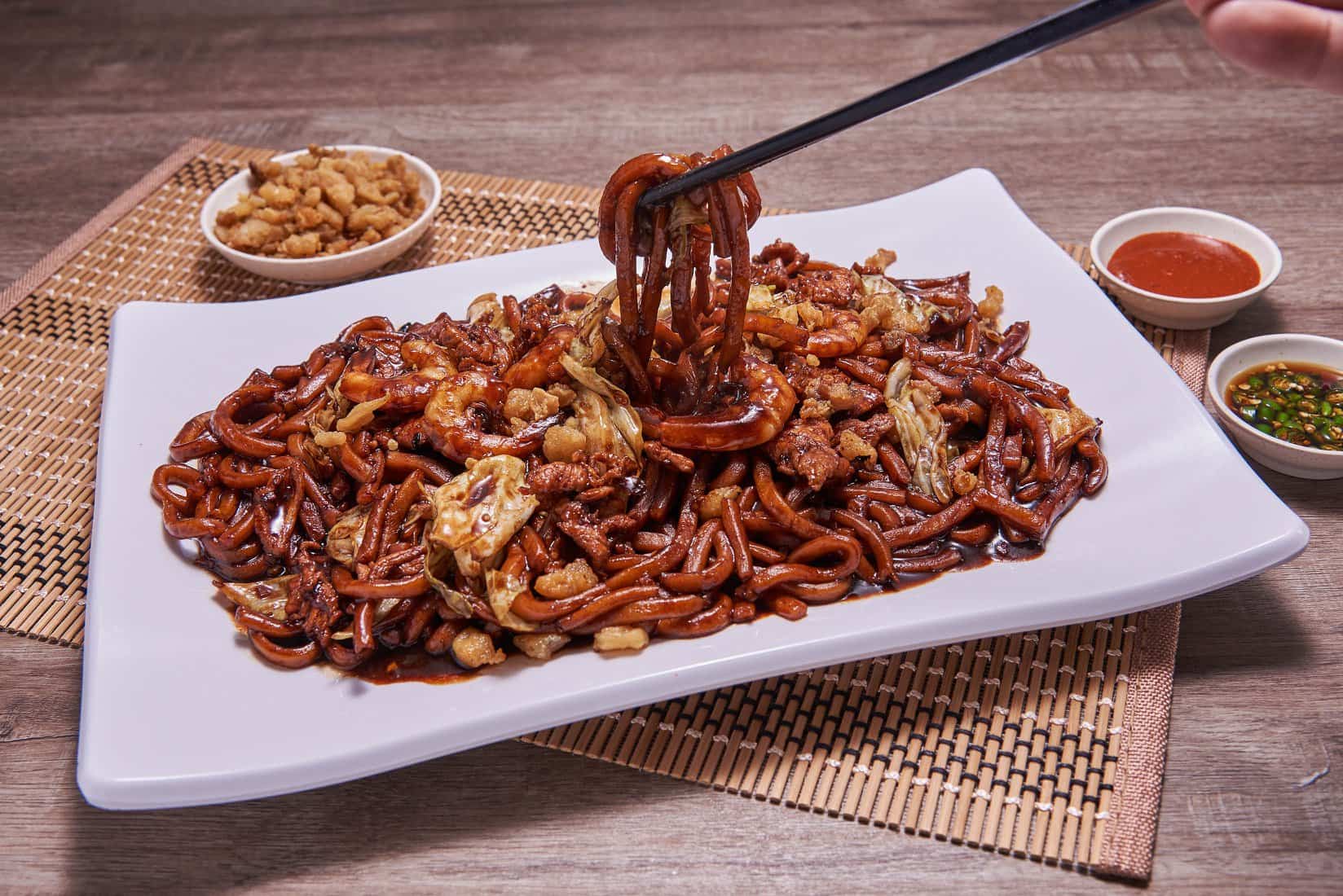 Hokkien Mee in dark soy sauce