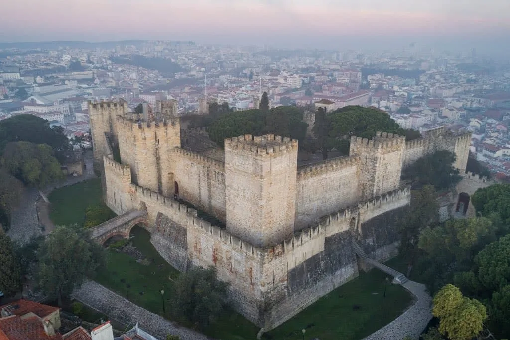 A bird's eye view of Alfama's castle