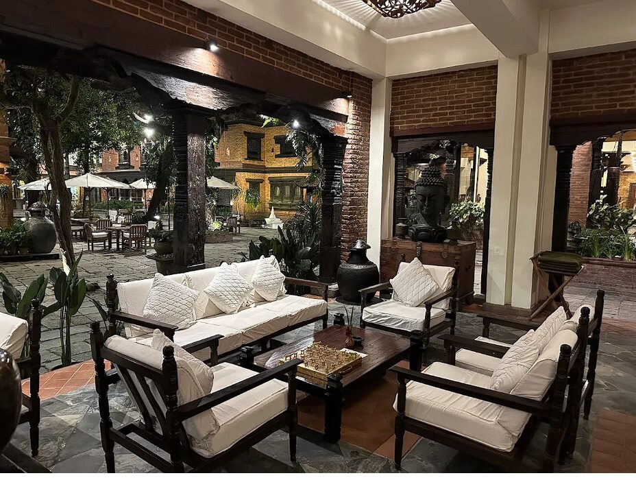 Refined courtyard seating at a restaurant 