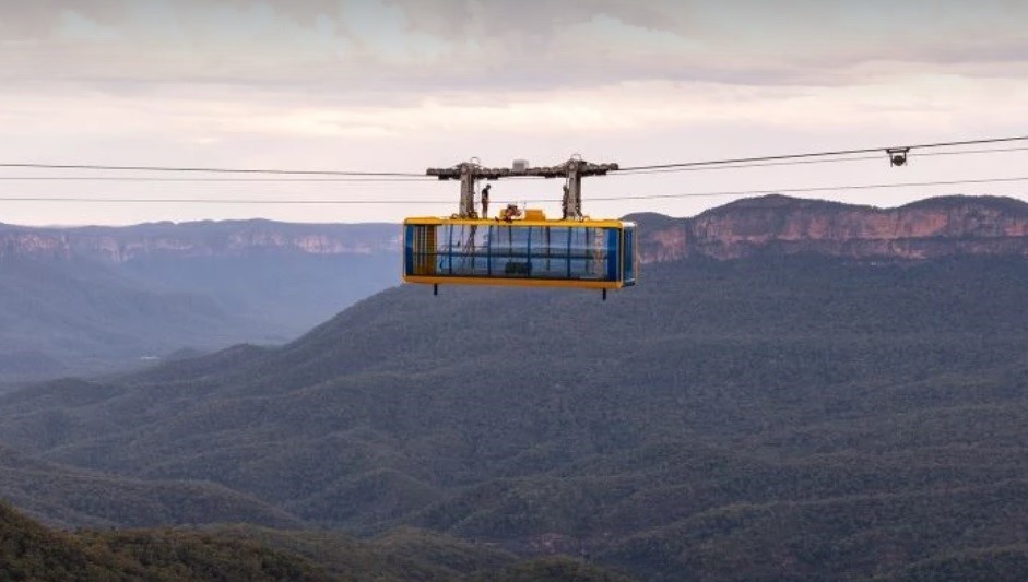 A cable car above Blue Mountains valley floor