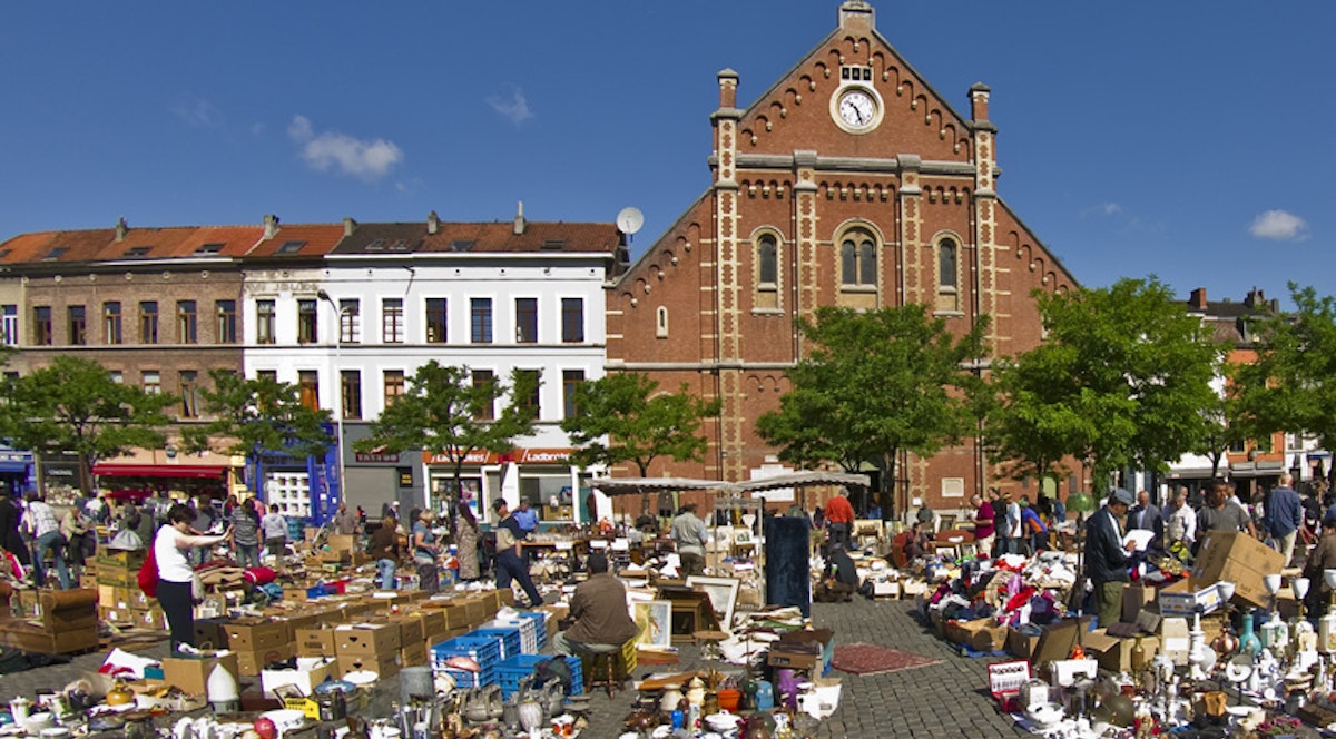 Marché aux Puces market