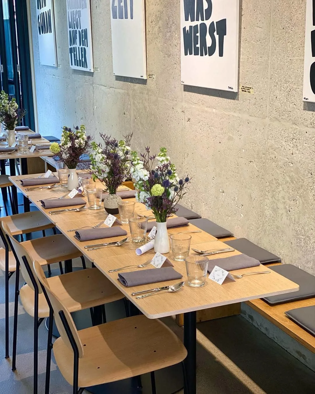 Interiors at Das feel like a gallery