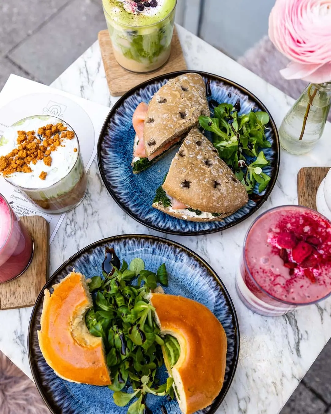 Bagels and smoothies