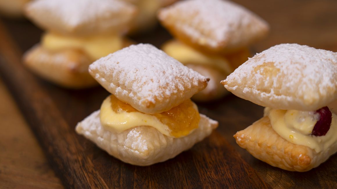 sporcamuss is a sweet puff pastry sandwich served as a popular italian dessert 