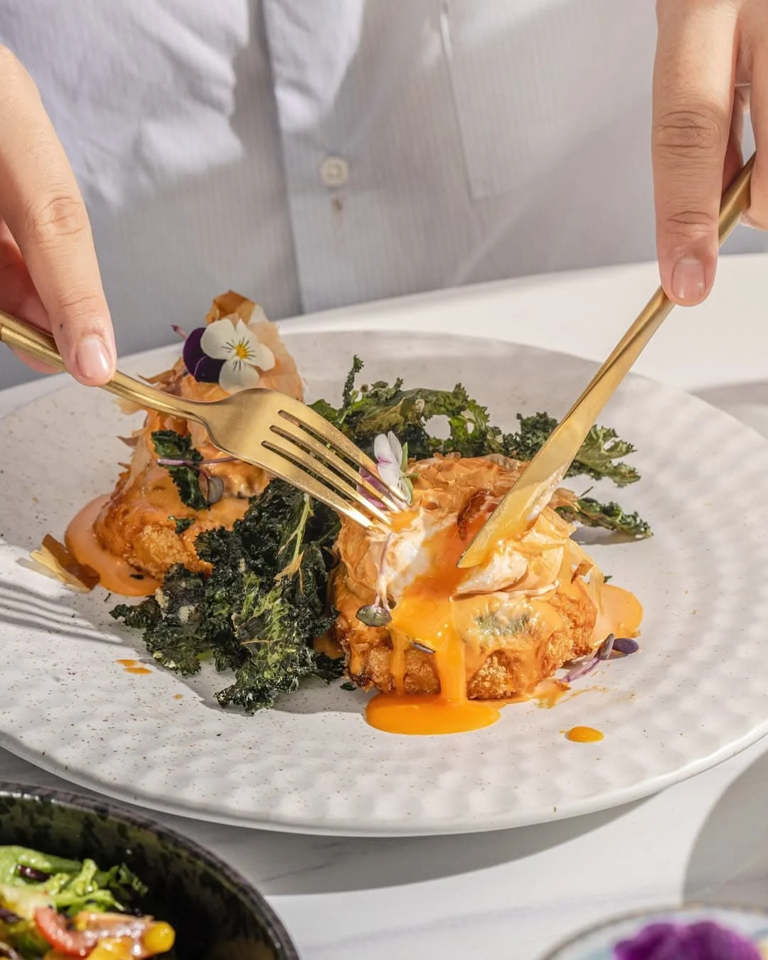 The crab croquette benedict