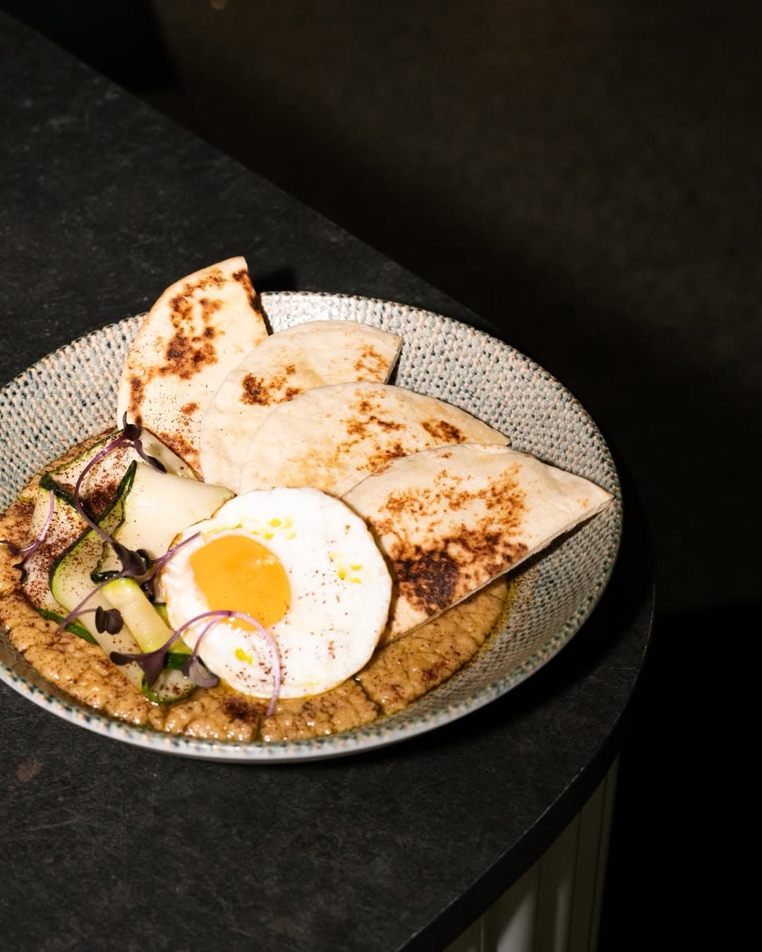 zucchini hummus with pita bread
