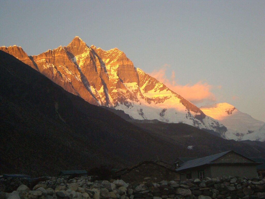 Mount Everest in the distance