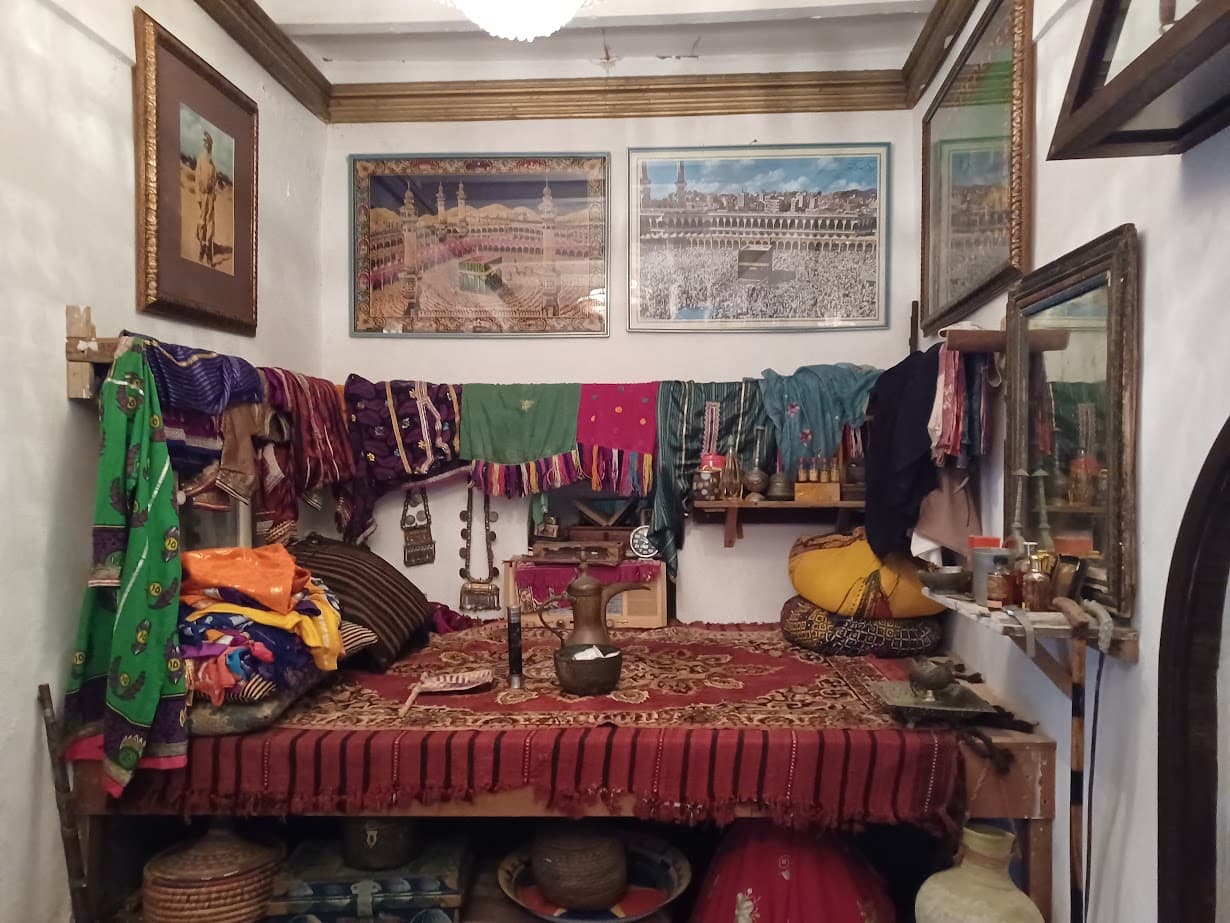 traditional omani garments on display at the place and people museum in mutrah muscat oman