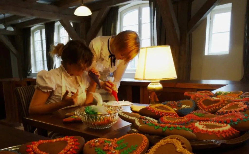traditional pierniki making is displayed at the torun gingerbread museum