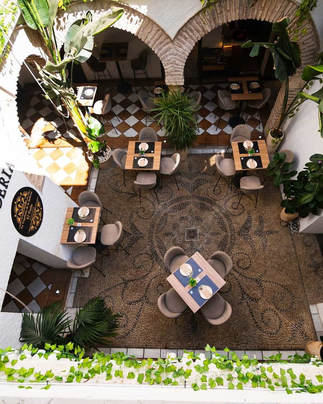 Courtyard seating