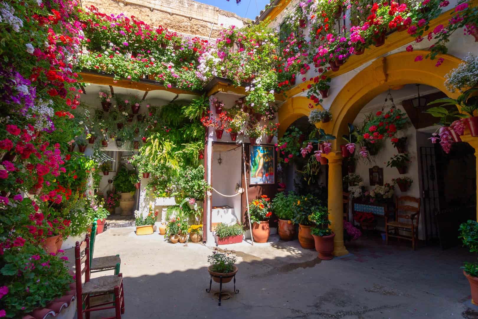 Courtyards to see during your walk along the Patio Route