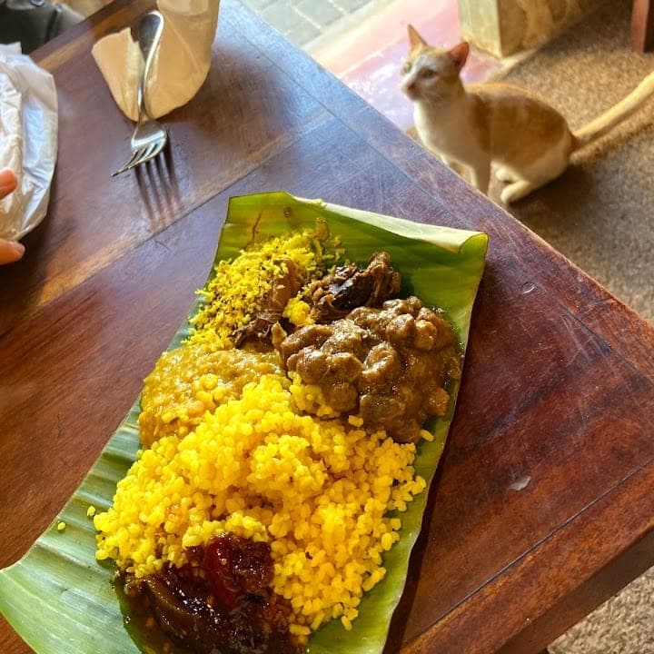 Sri Lankan curry cooked in a clay pot