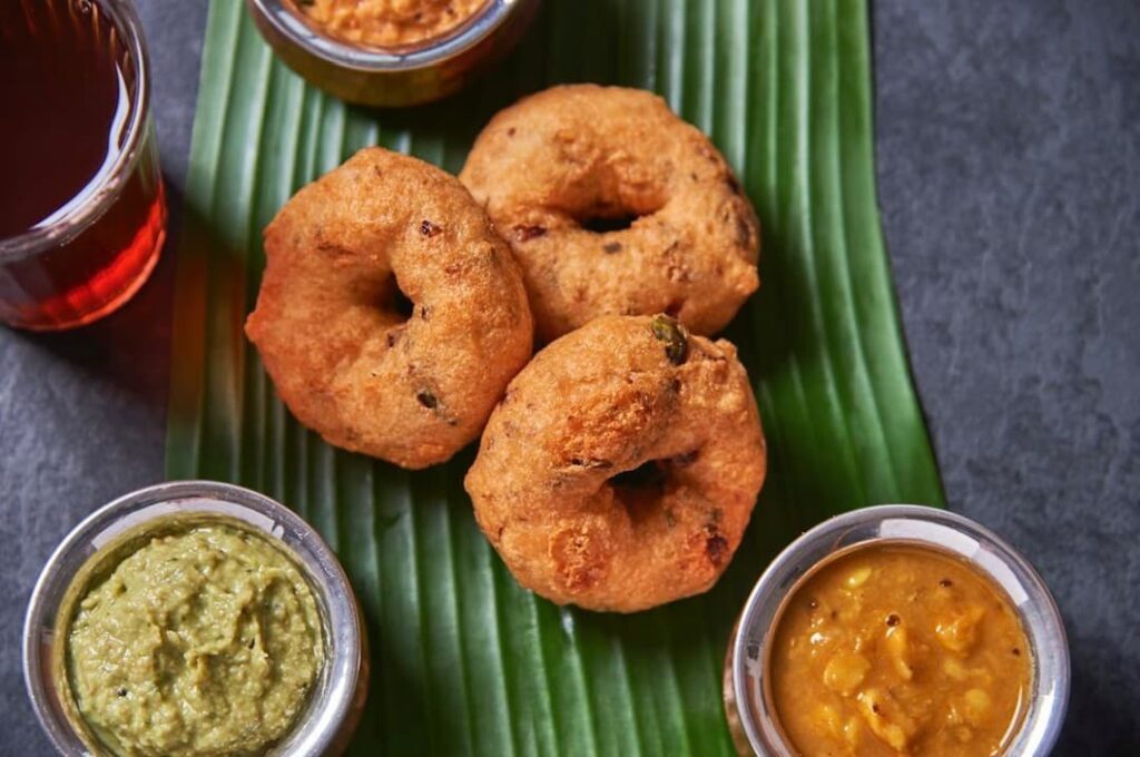 Ulundu Vadai