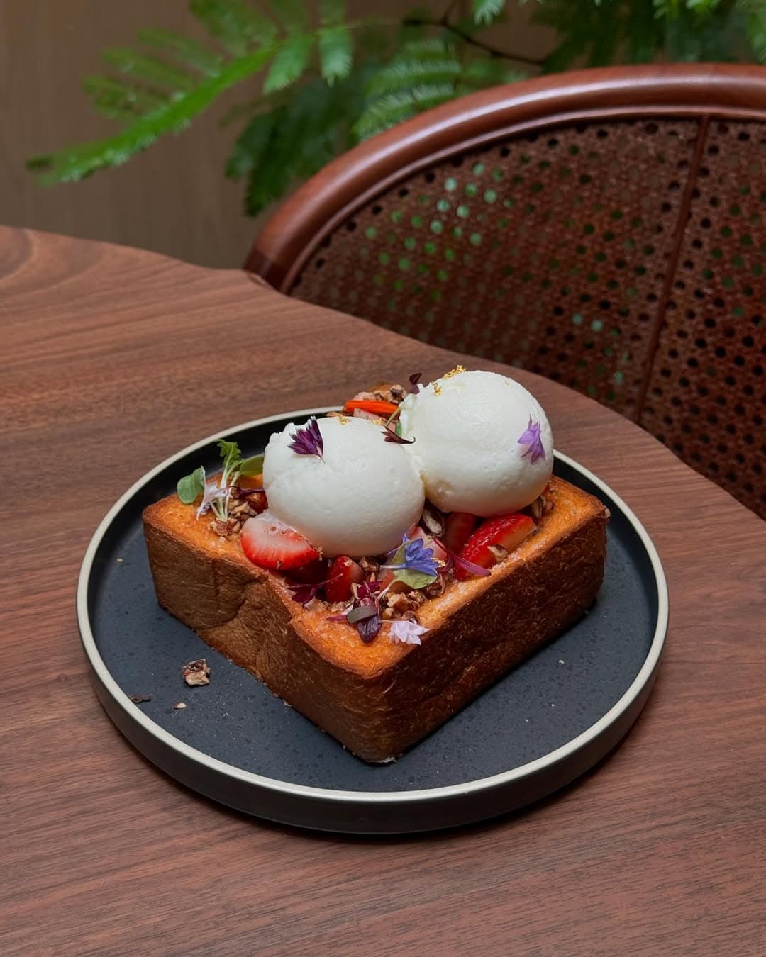 Shibuya toast