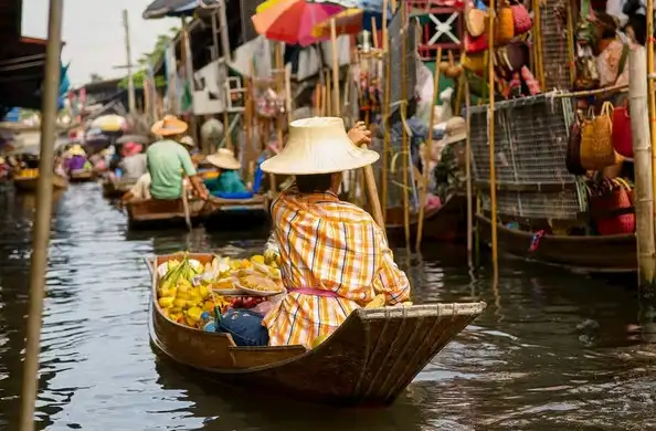 floating market 10 day thailand itinerary