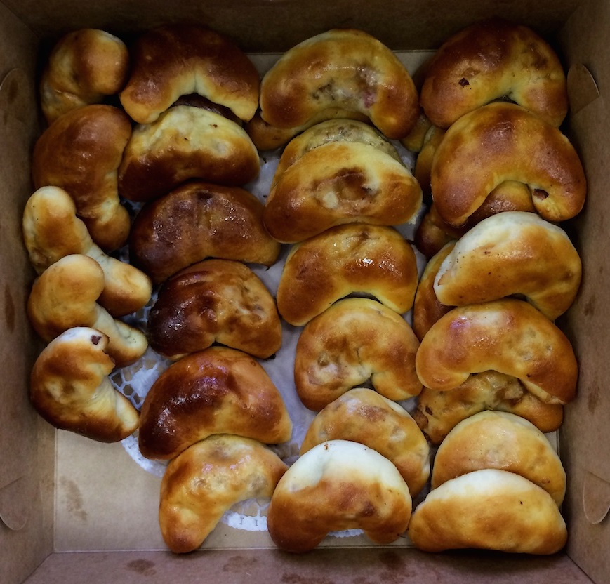spekrausi are a latvian traditional food comprising of a pastry shell stuffed with bacon