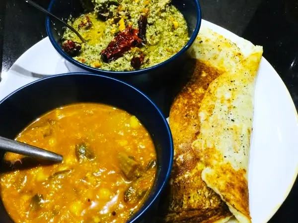 Masala dosa with sambar