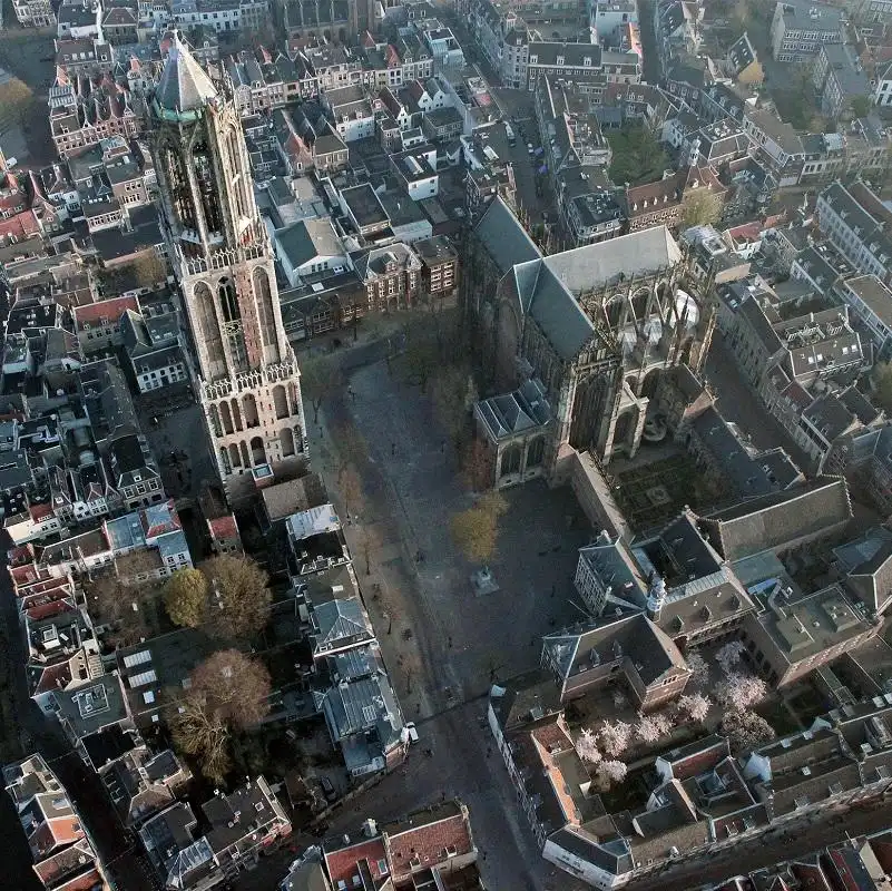 Dom Square and Tower seen from above