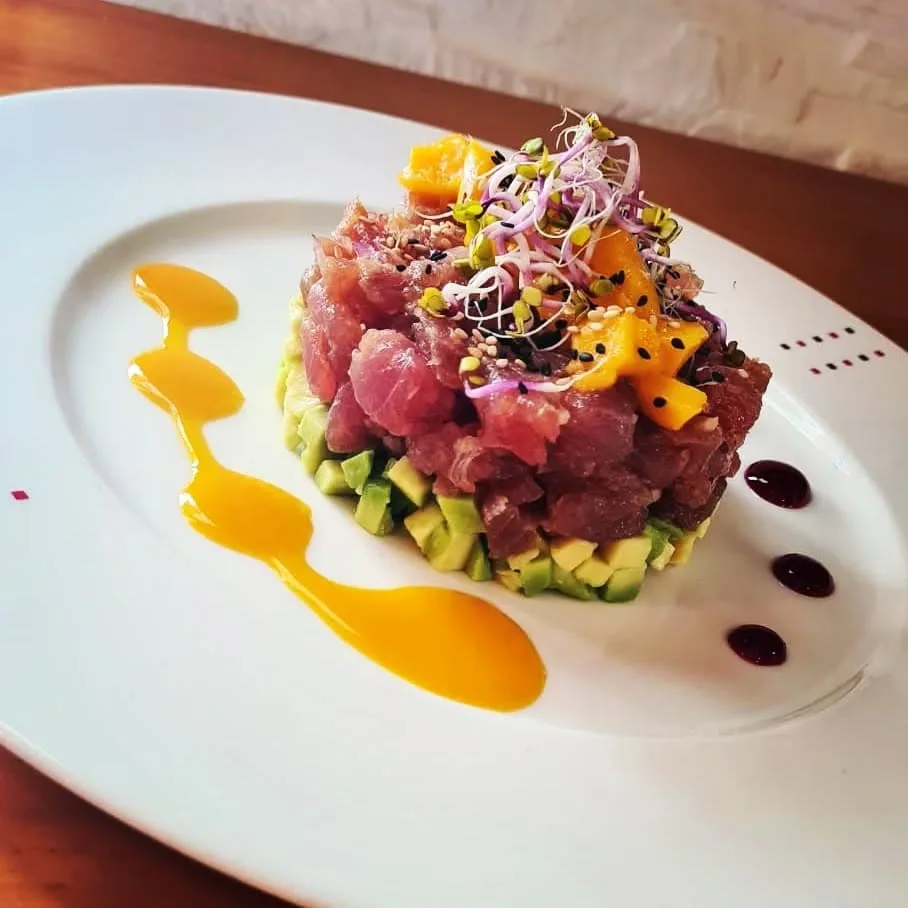 Tuna tartar with diced avocado