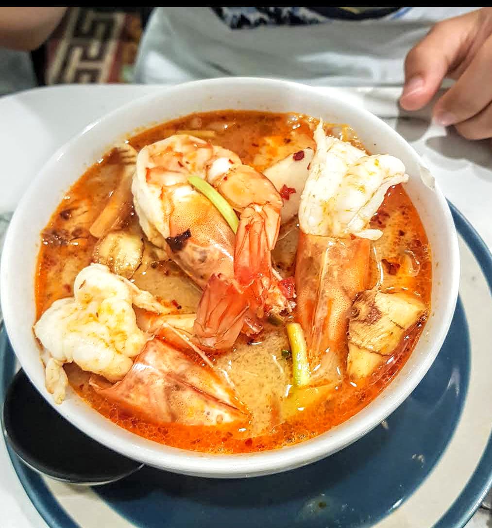 Spicy tom yum goong