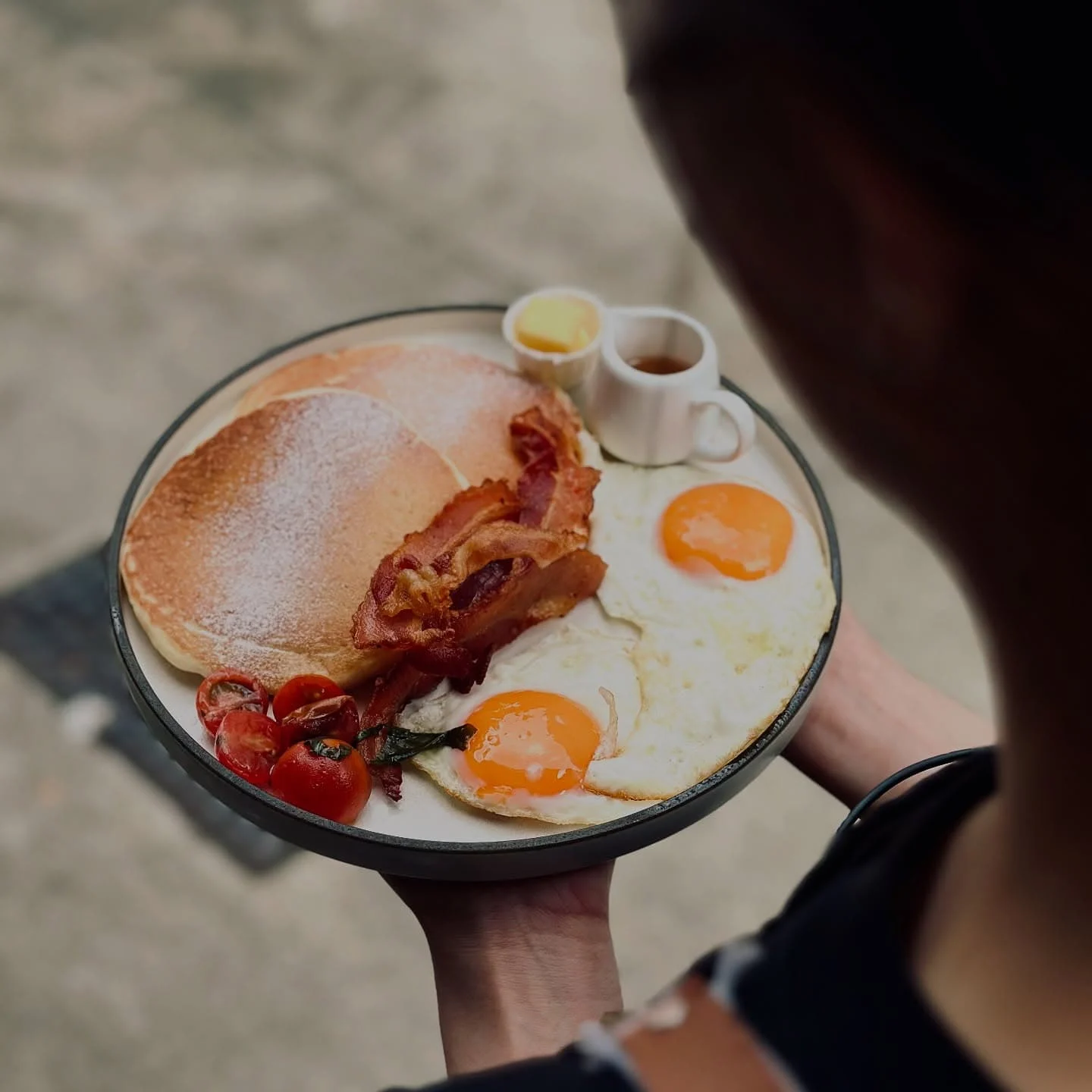 Flapjacks, bacon and eggs