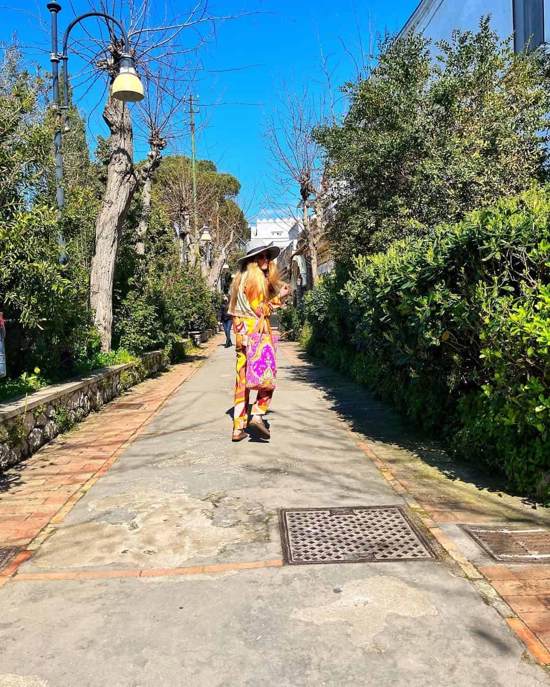 Walking through Anacapri en route to the famous villa