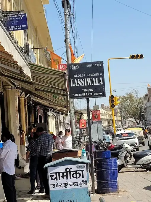 A popular lassi stall in Jaipur, India