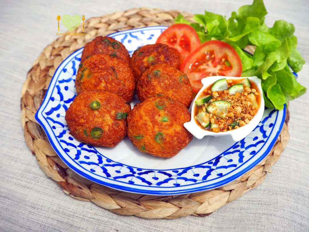 Tod Mun Pla i.e., Thai fish cakes made with red curry paste