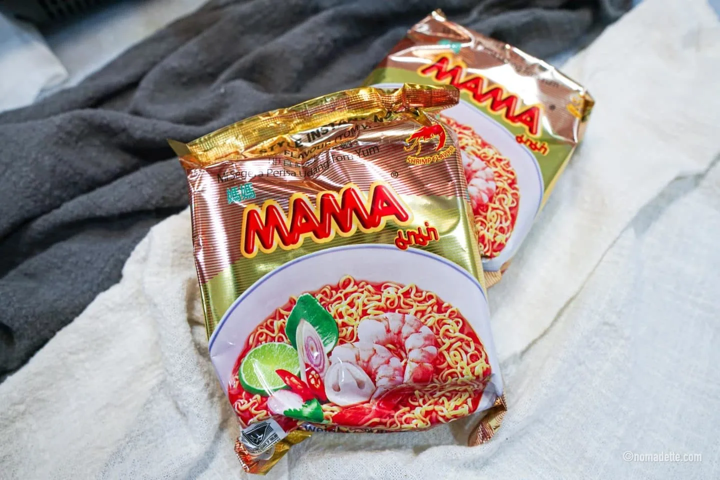 Tom yum flavored instant noodles