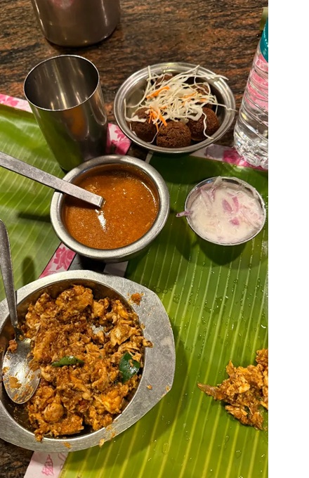 Chicken curry in Pondicherry, India