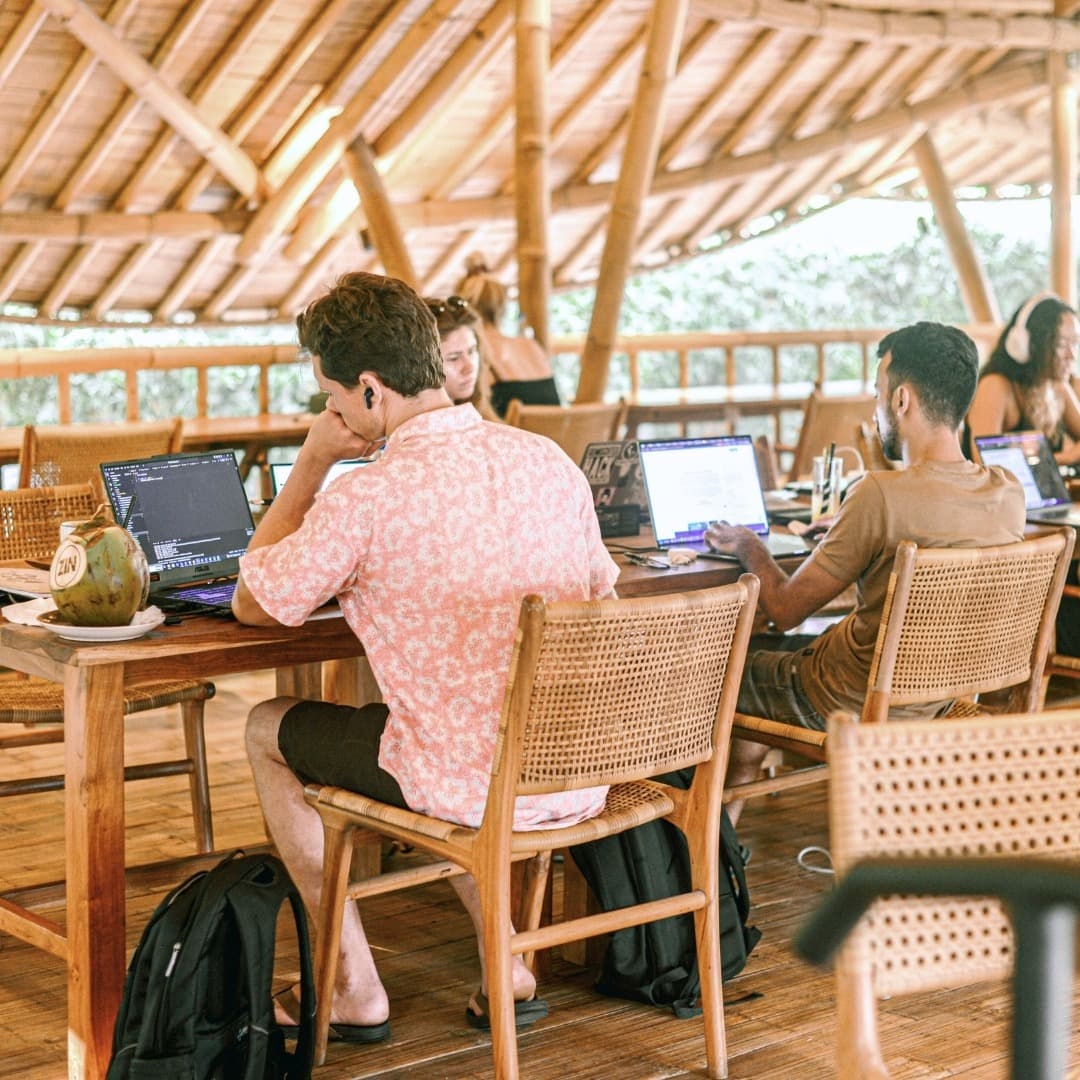 Free co-working space spots