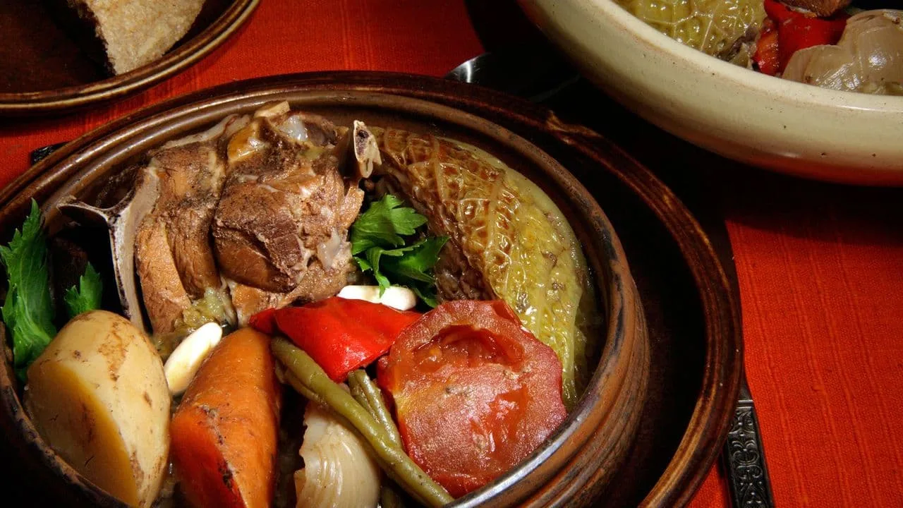 bosnian lonac is a traditional bosnian meat and vegetable stew cooked in a clay pot
