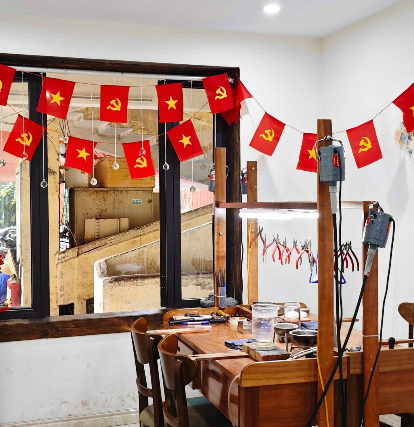 Workshop setup at silversmith