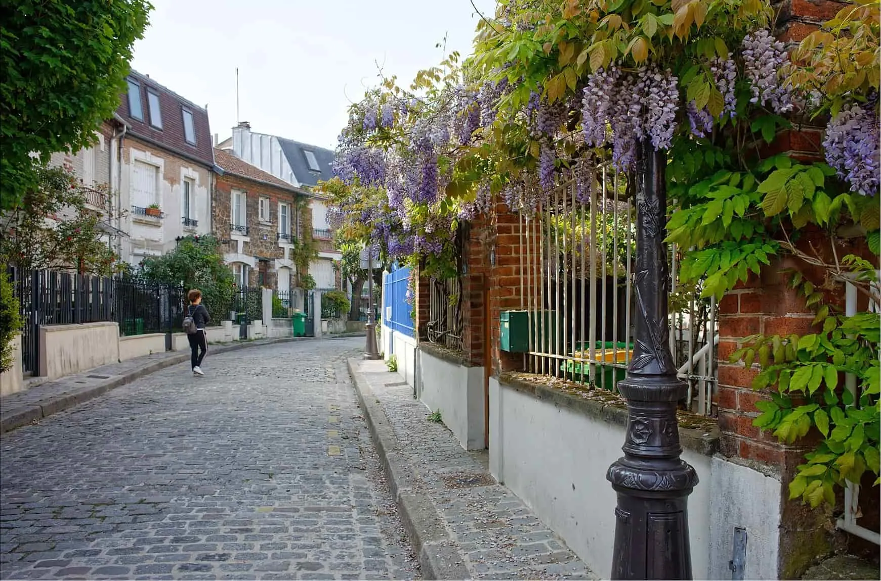 The streets of La Campagne &agrave; Paris neighborhood