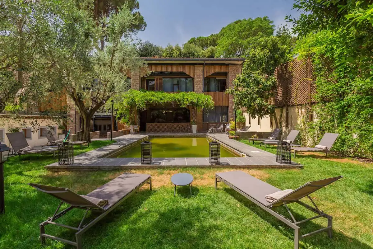 Courtyard with guest pool