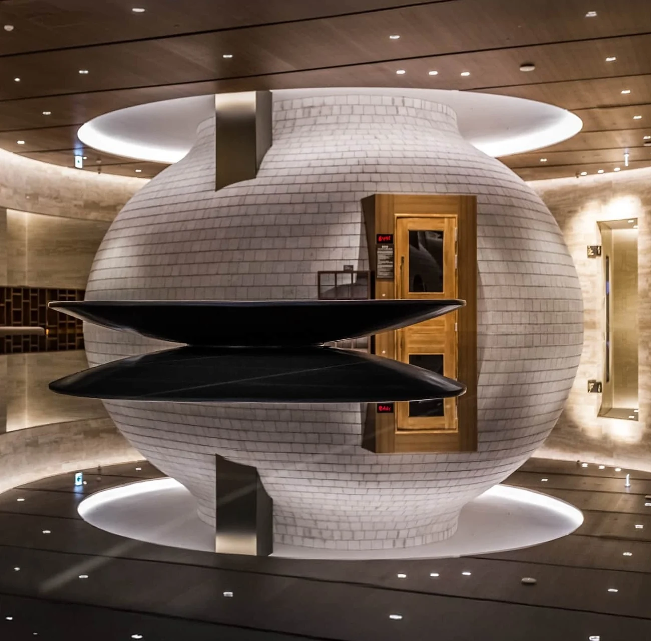 Yellow-brick kiln at Aquafield Spa