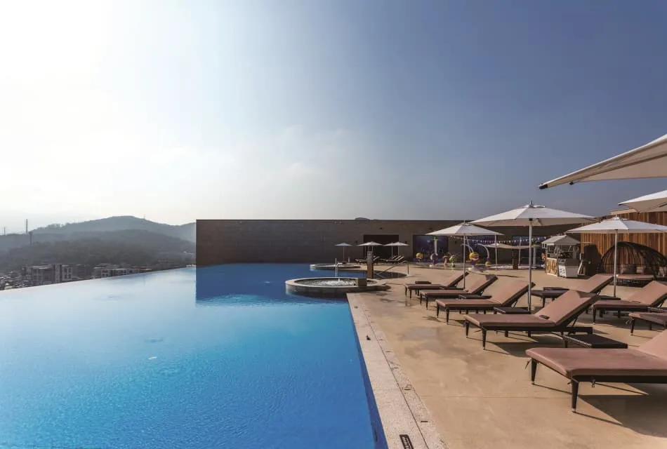 Rooftop infinity pool