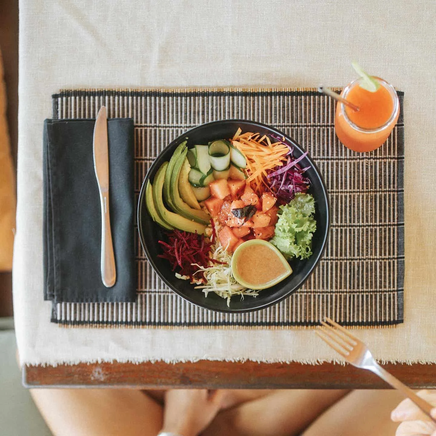 Salmon poke bowl