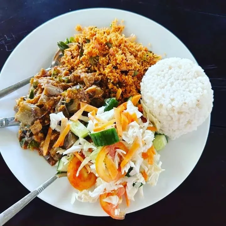 Local Sri Lankan food