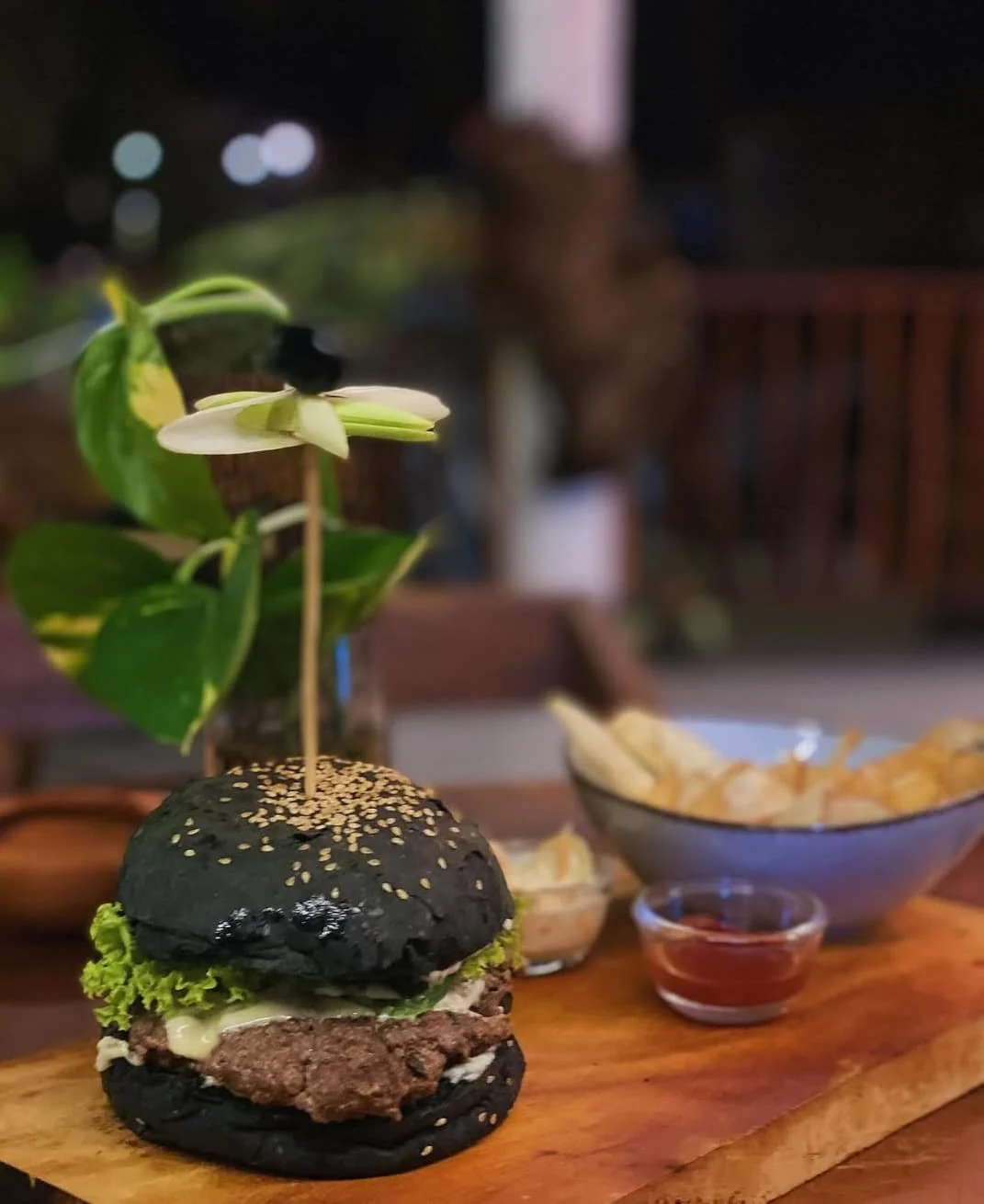 Charcoal bun beef burger